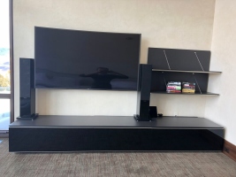 B&B Italia media console