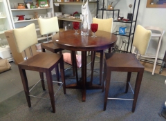 F 248 HighTop Table with 4 Stools $450