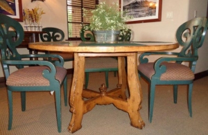 172 Round Woodland Dining Set